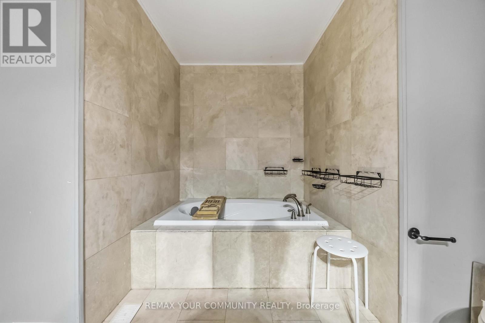 56 HIRST AVENUE - 30