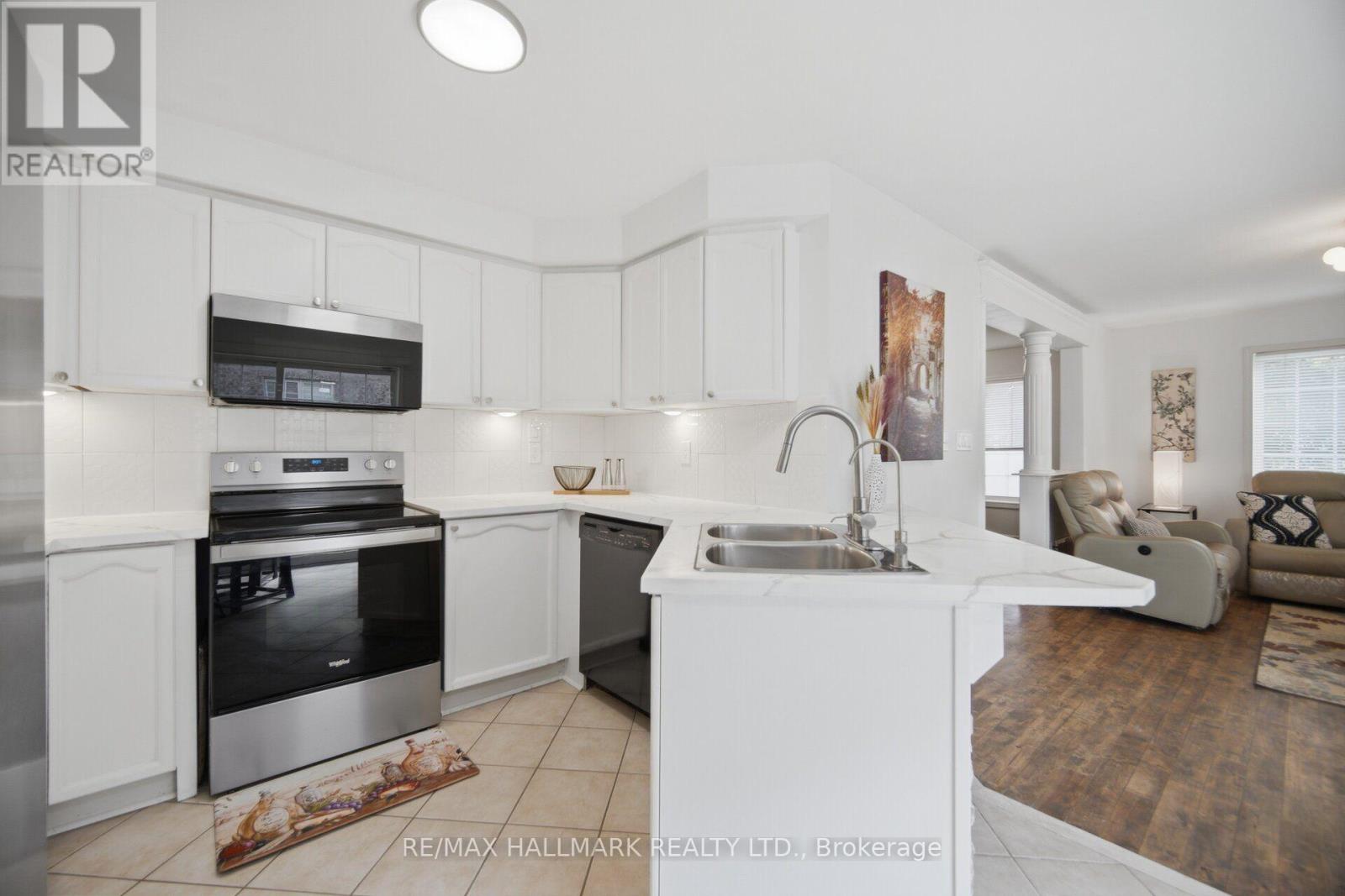 641 MARLEY CRESCENT - 9