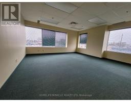 39 Rivalda Road, Toronto, ON M9M2M4 Photo 12