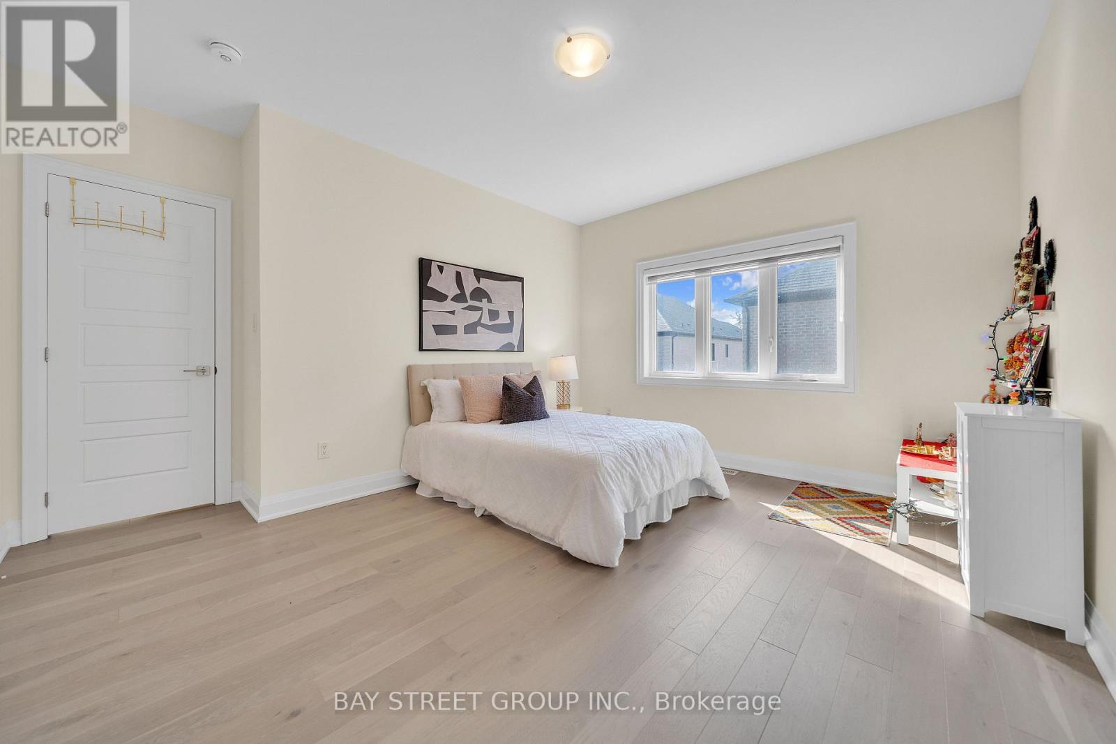 2411 SAW WHET BOULEVARD - 33