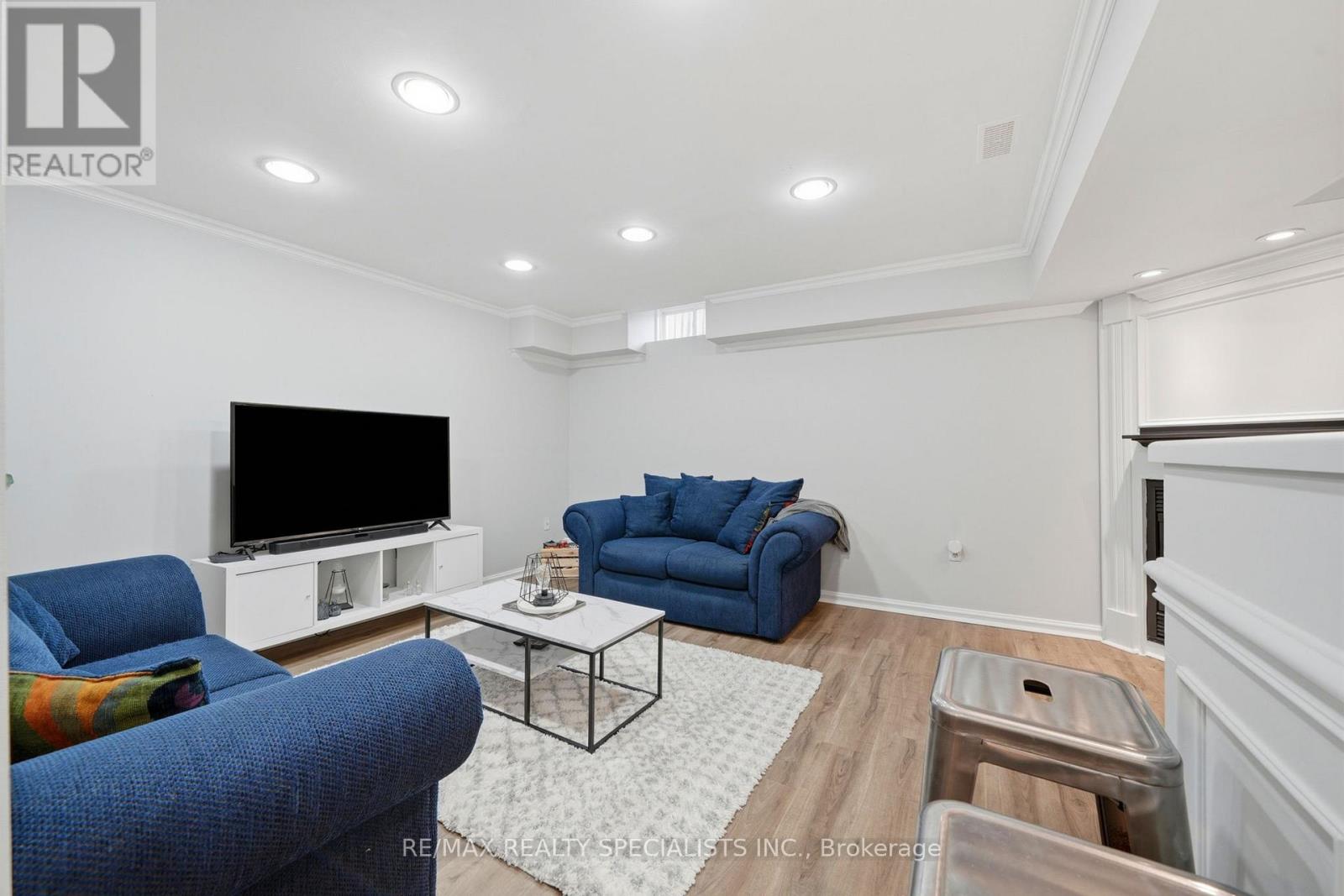65 IRONHORSE CRESCENT - 19