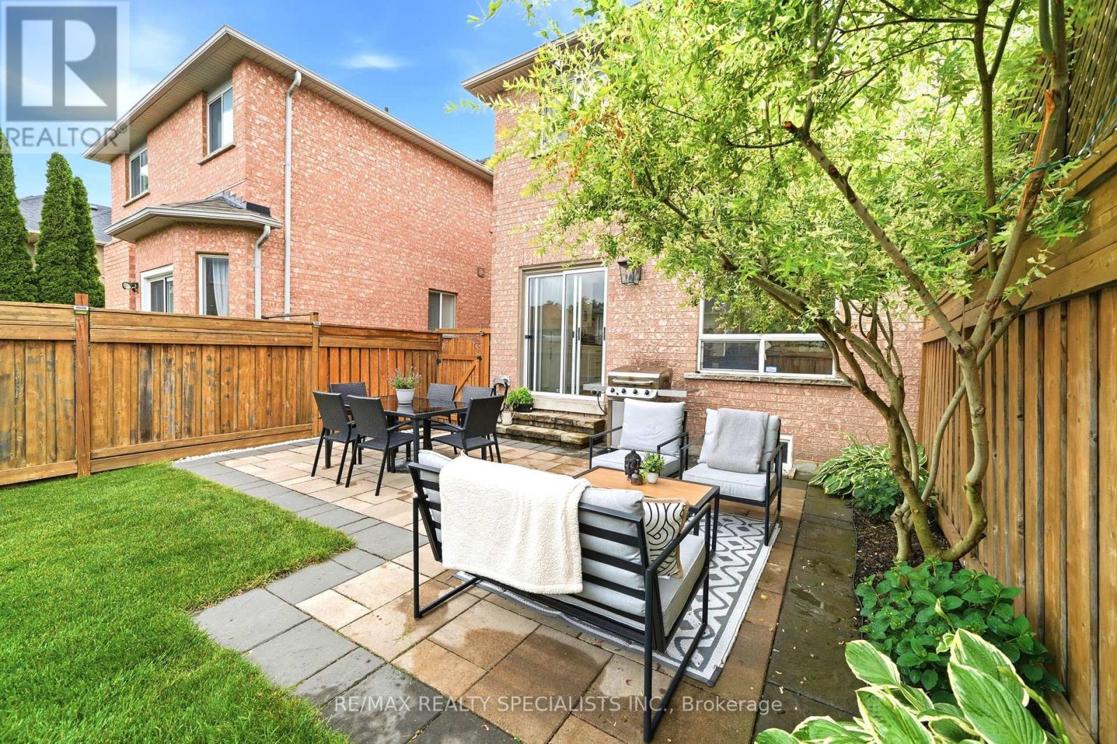 65 IRONHORSE CRESCENT - 22