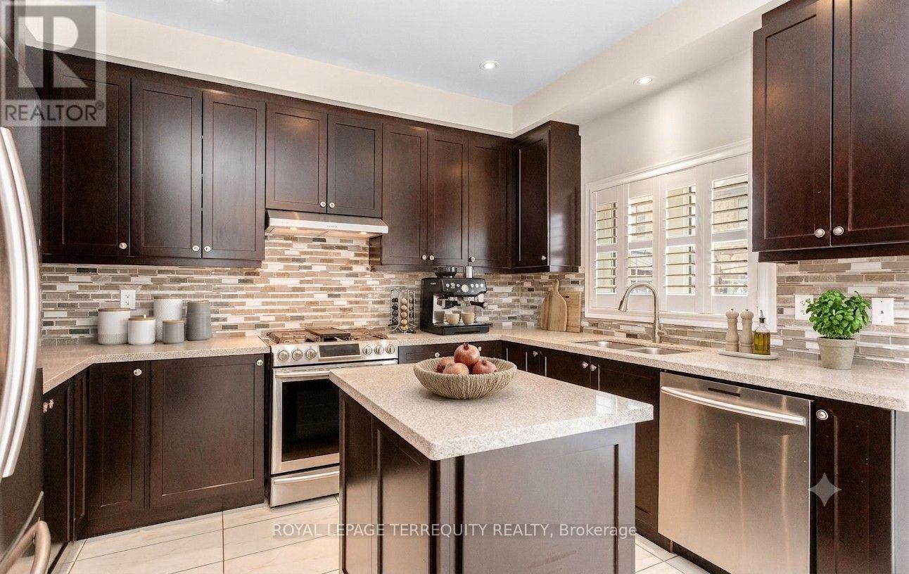 983 FRANCINE CRESCENT - 11