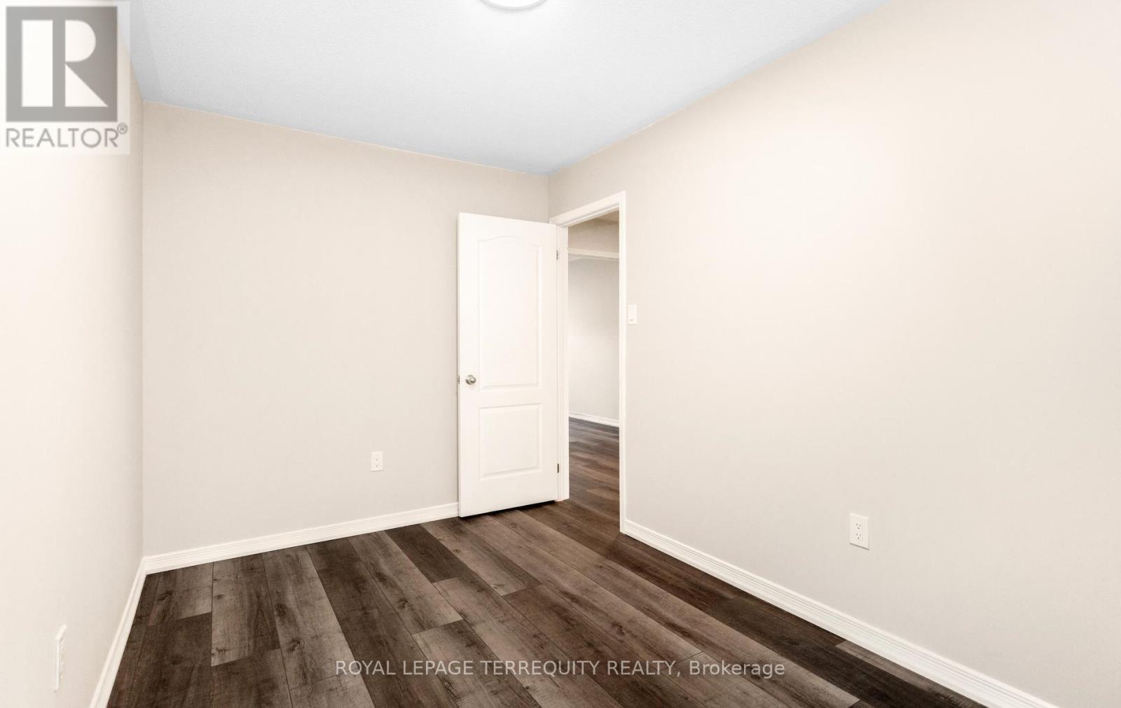 983 FRANCINE CRESCENT - 33