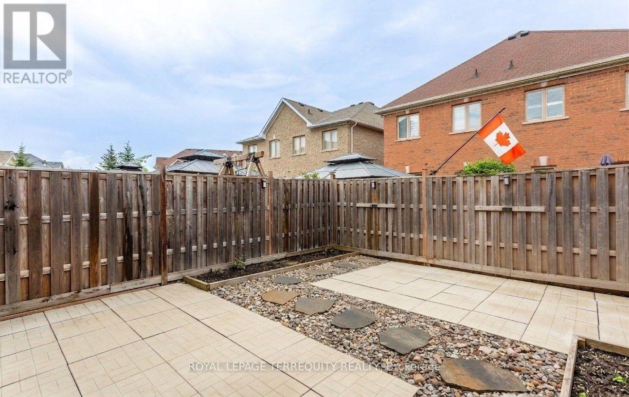 983 FRANCINE CRESCENT - 45