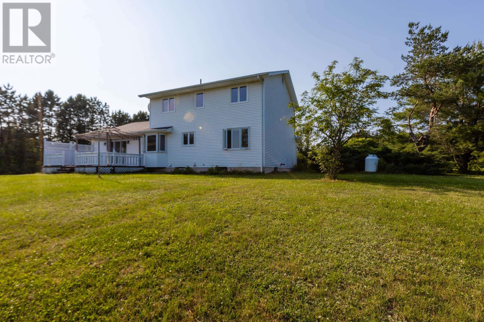 651 Valleyfield Road - 43