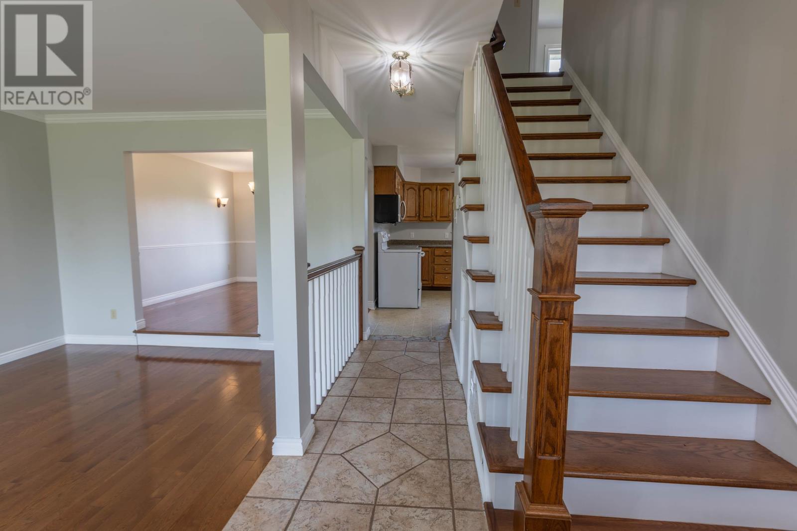 651 Valleyfield Road - 7