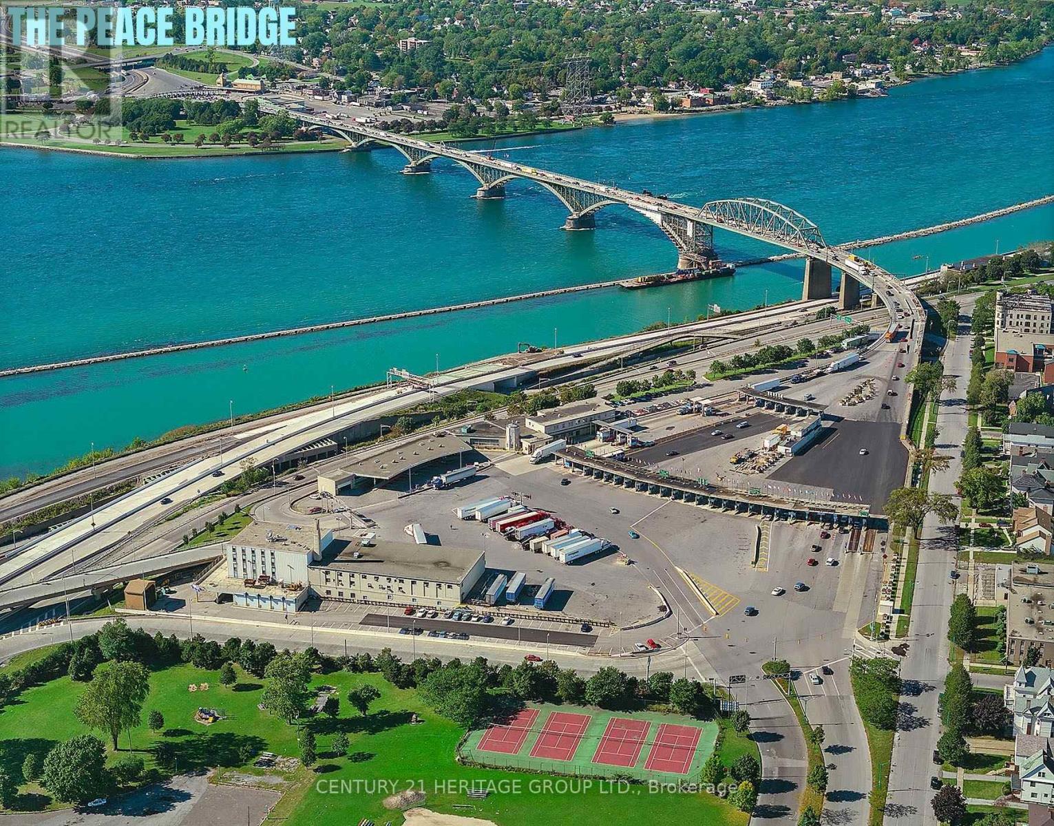 203 NIAGARA BOULEVARD - 7