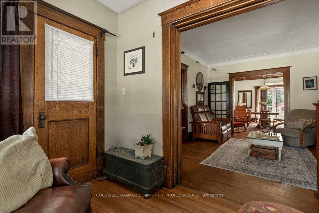111 SPADINA AVENUE - 13