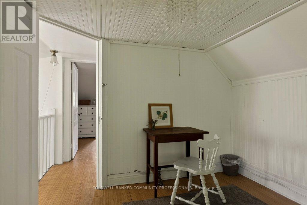 111 SPADINA AVENUE - 40