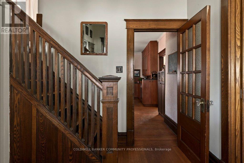 111 SPADINA AVENUE - 6
