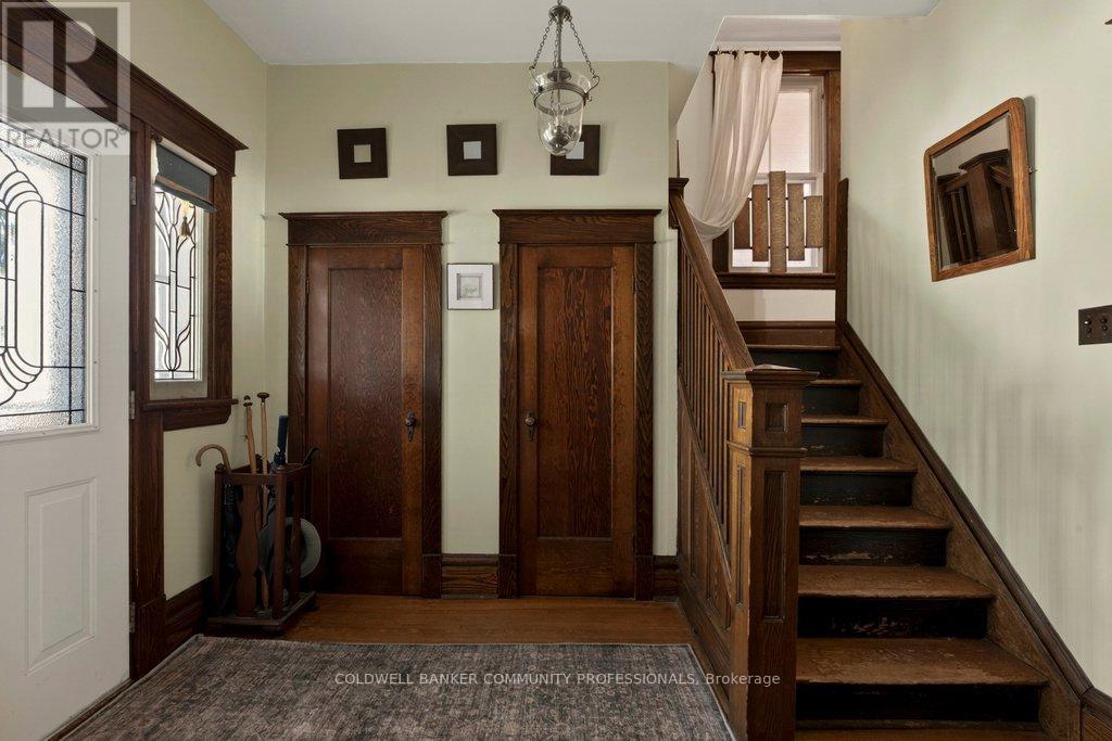 111 SPADINA AVENUE - 7