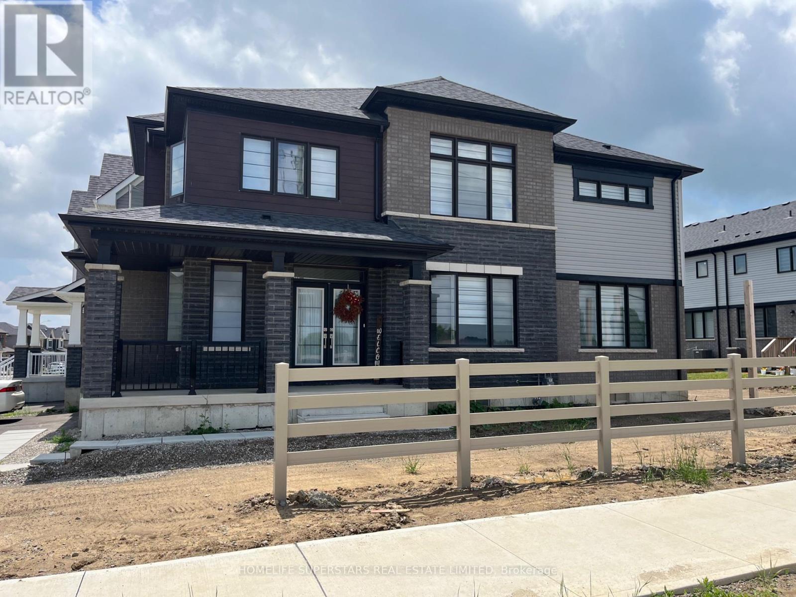 2 STANLEY AVENUE - 1