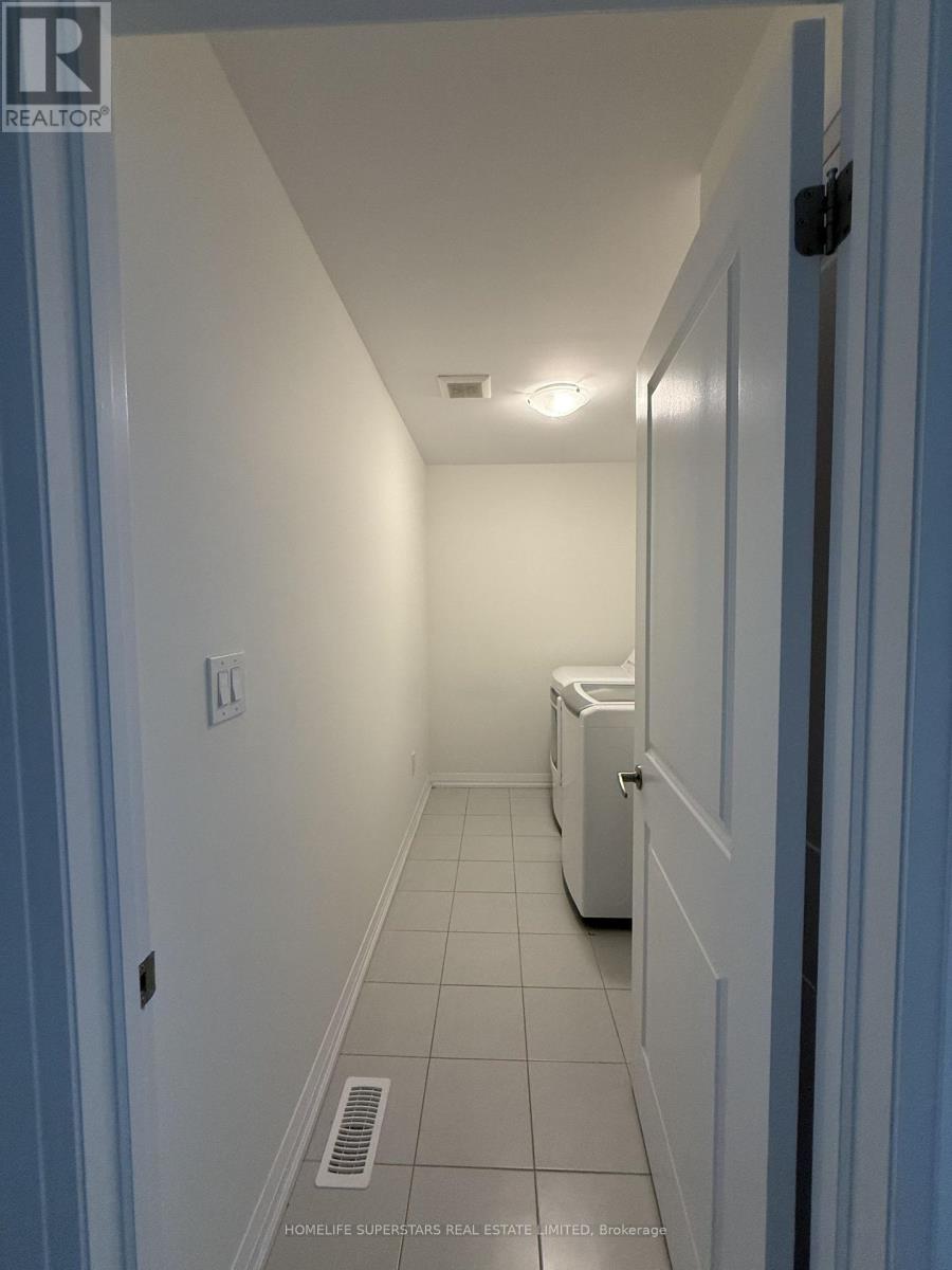 2 STANLEY AVENUE - 15