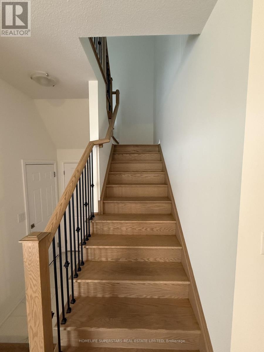 2 STANLEY AVENUE - 19