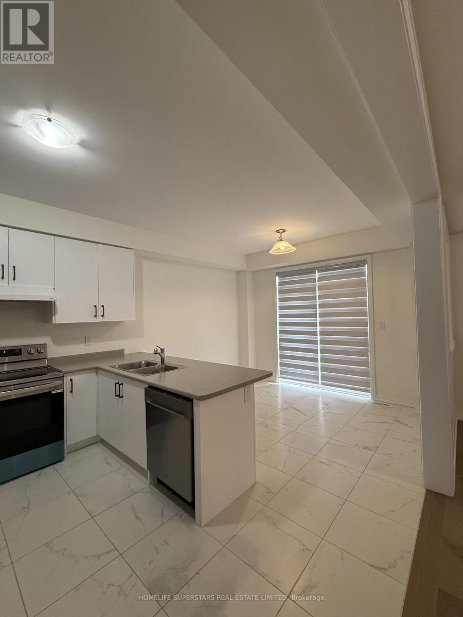 2 STANLEY AVENUE - 22