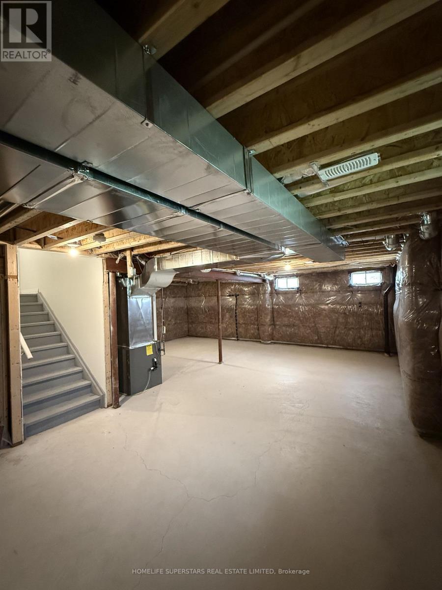 2 STANLEY AVENUE - 29