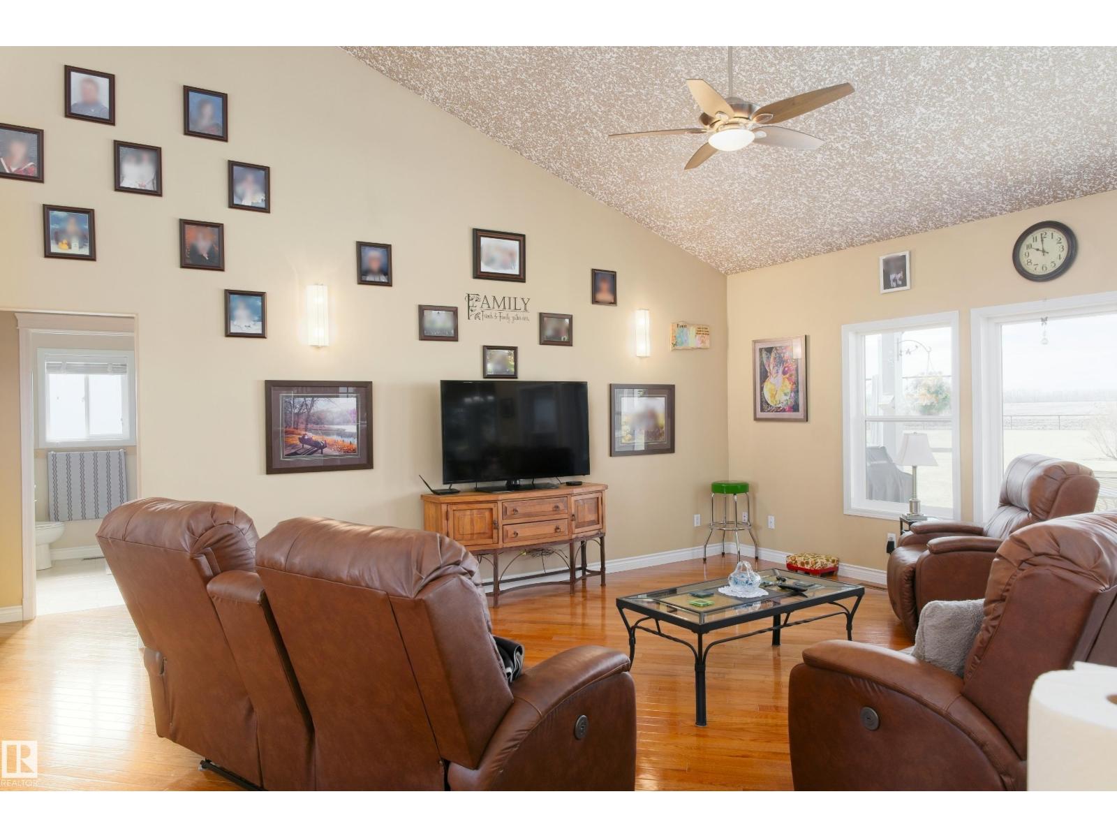 1221 Twp Rd 603A - 14