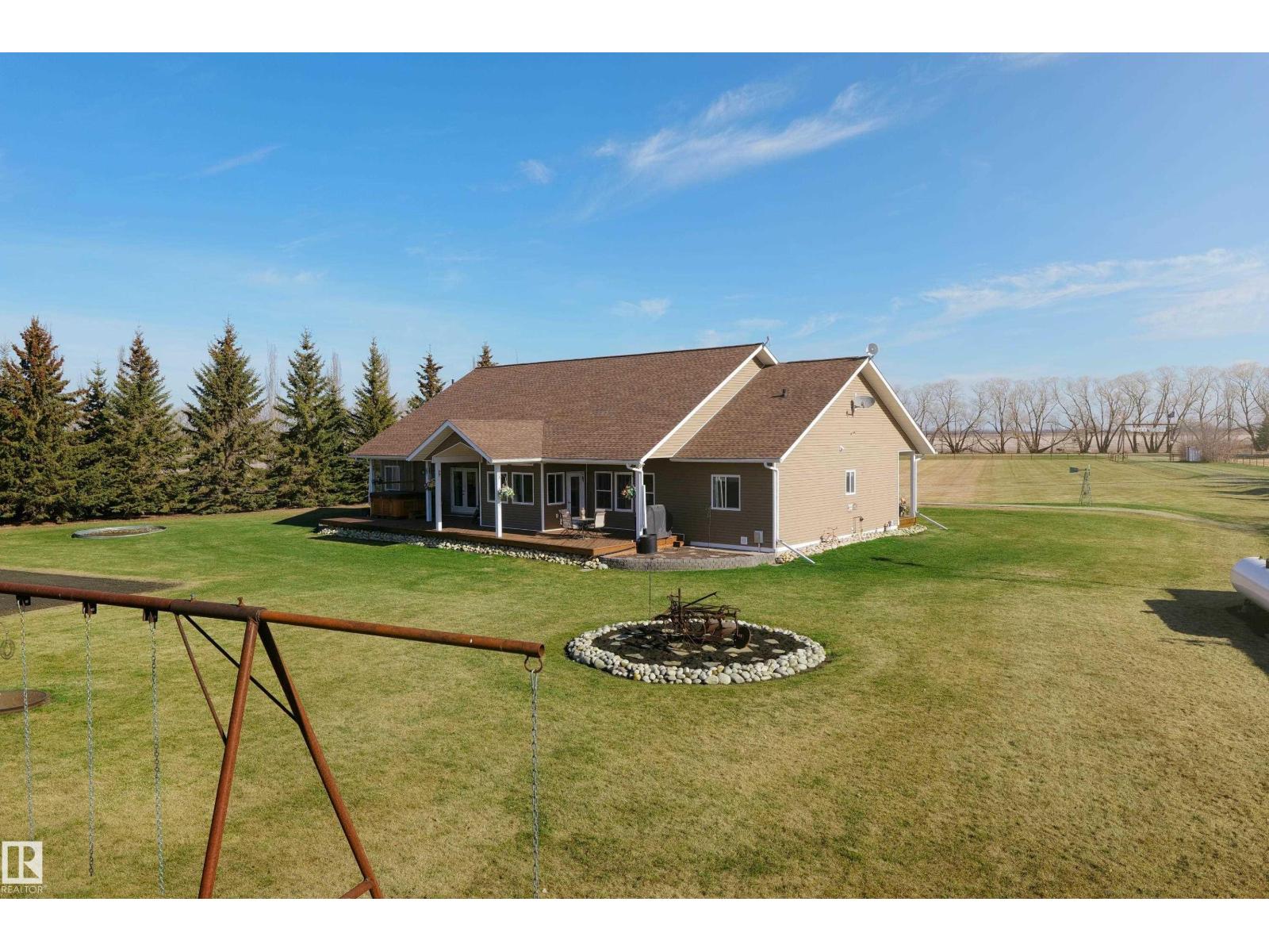 1221 Twp Rd 603A - 57
