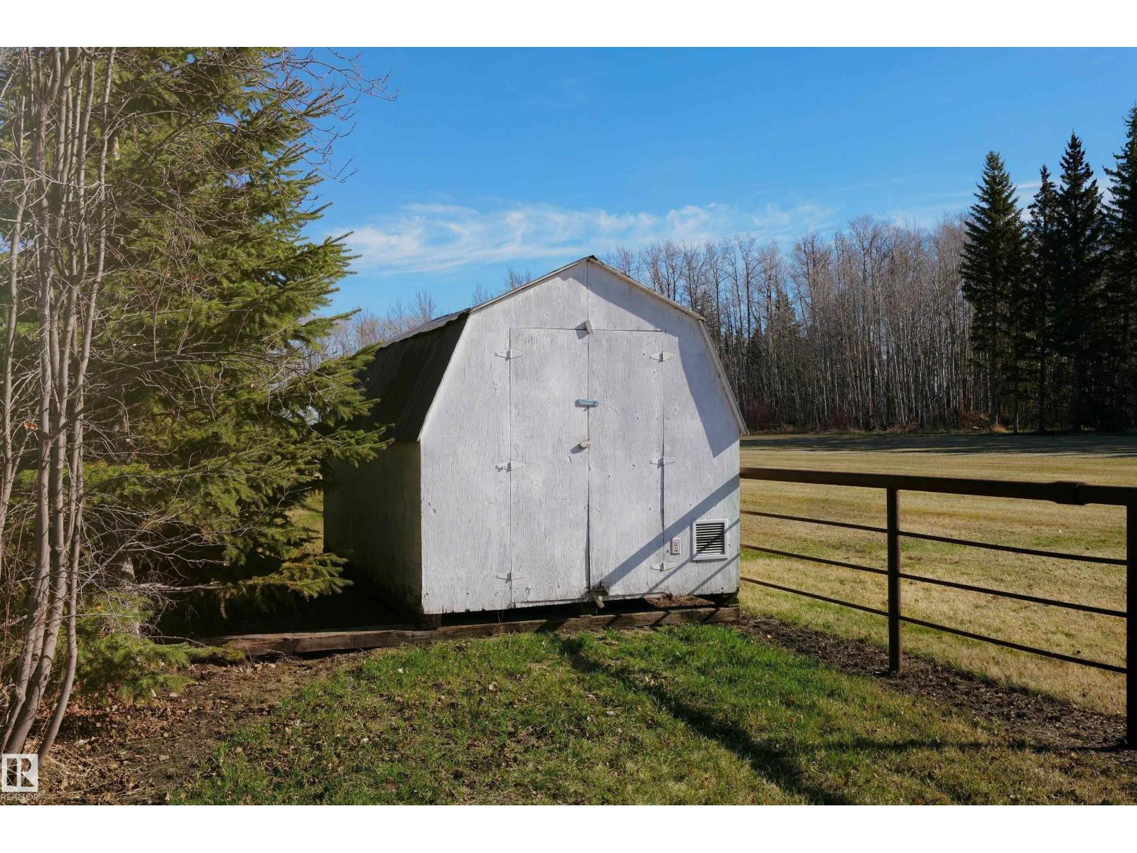 1221 Twp Rd 603A - 68