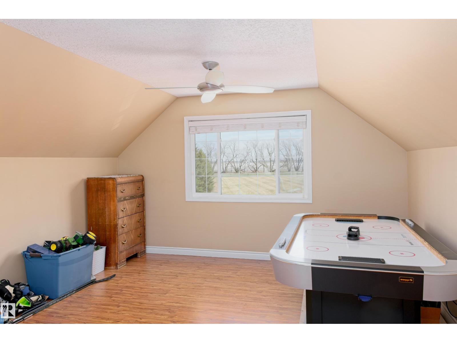 1221 Twp Rd 603A - 45