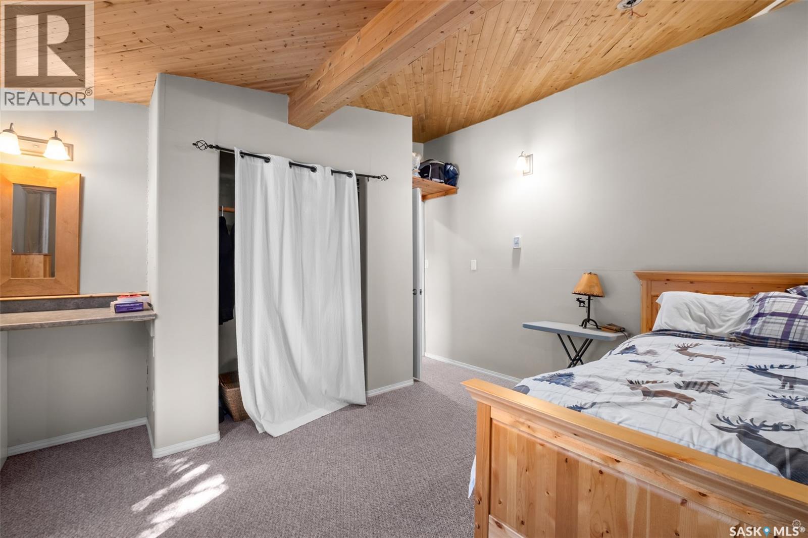 207 Jacobson DRIVE — photo 11