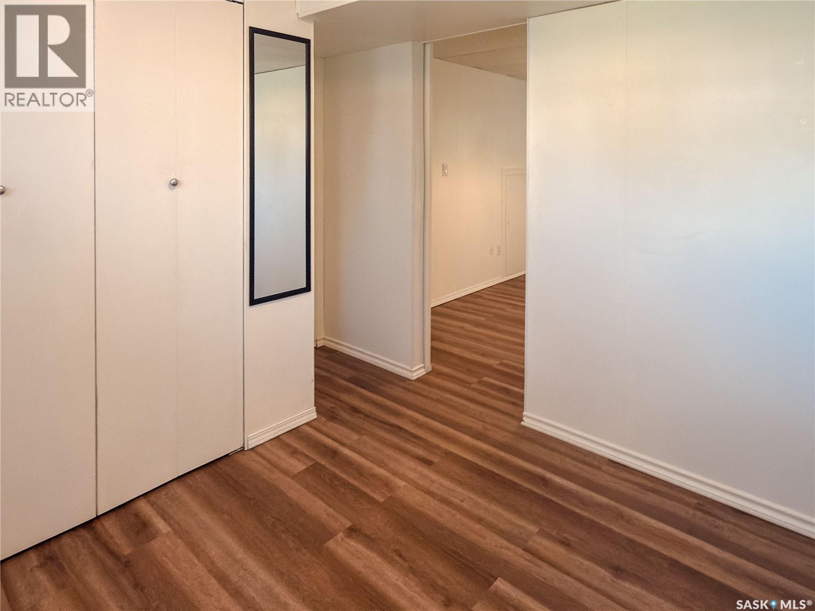6 Fulton DRIVE - 36