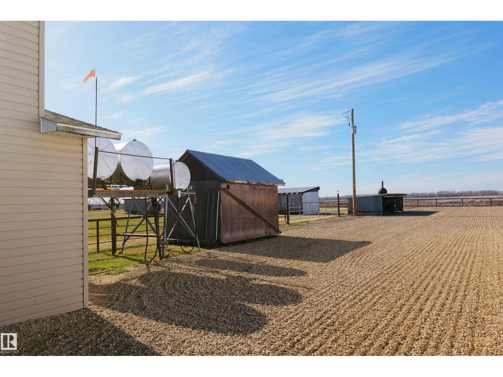 1221 Twp Rd 603A - 65