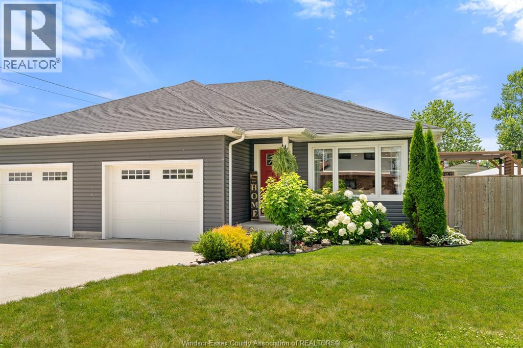 1023 OAK AVENUE - 1