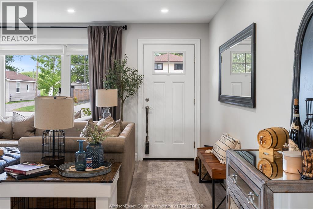 1023 OAK AVENUE - Image 8
