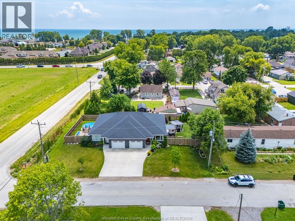 1023 OAK AVENUE - Image 32