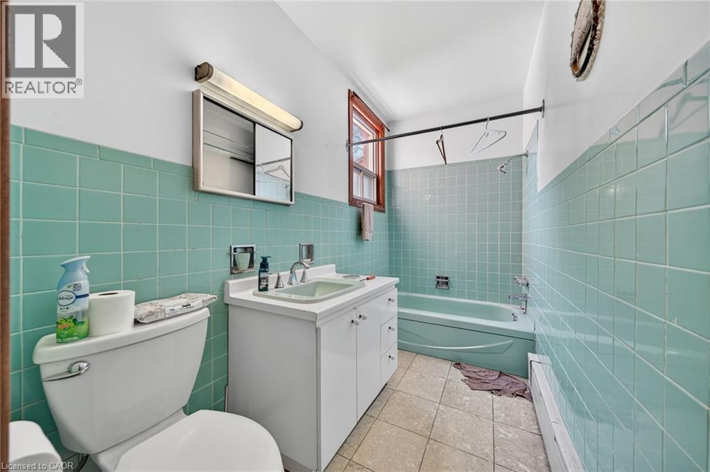 16 MULBERRY Street - Image 11