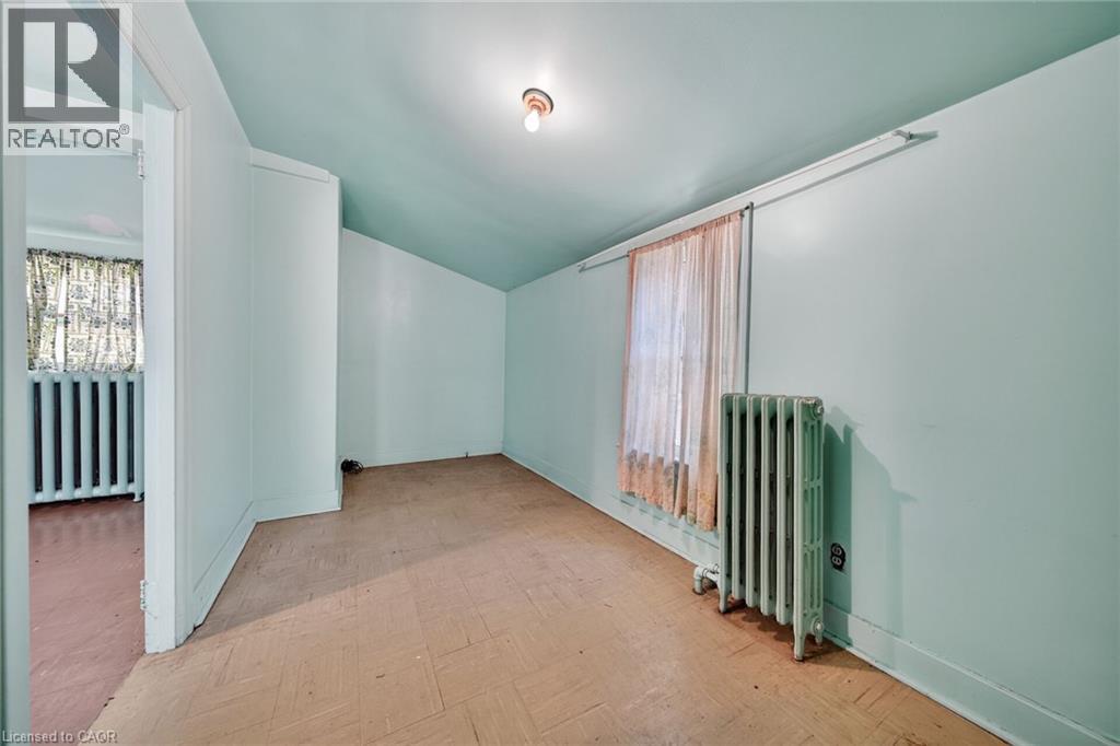 16 MULBERRY Street - 39