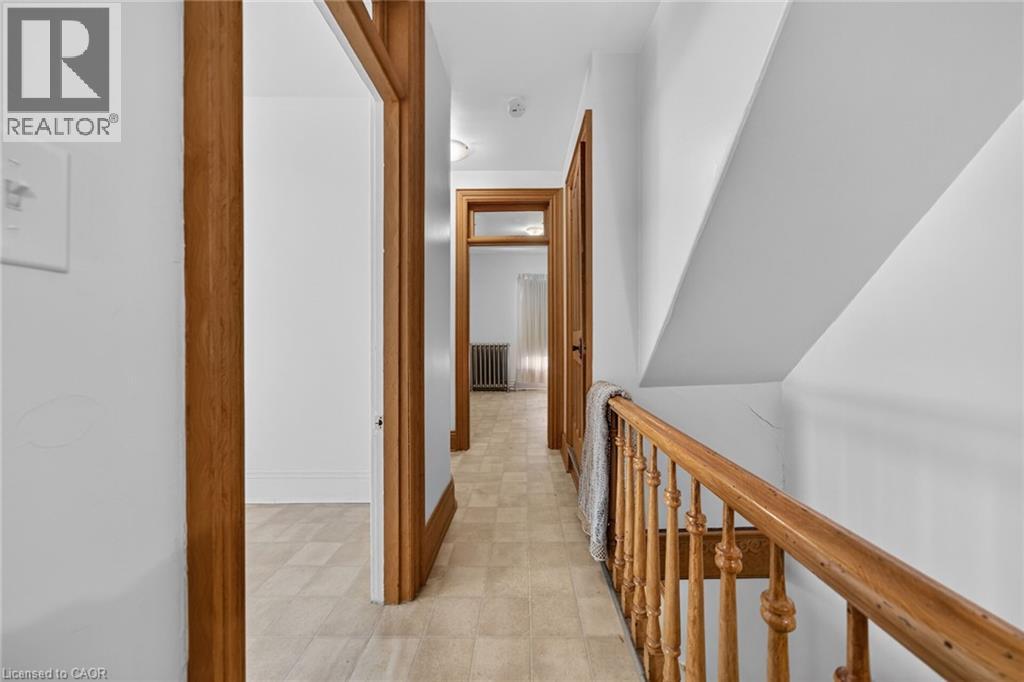 16 MULBERRY Street - Image 25