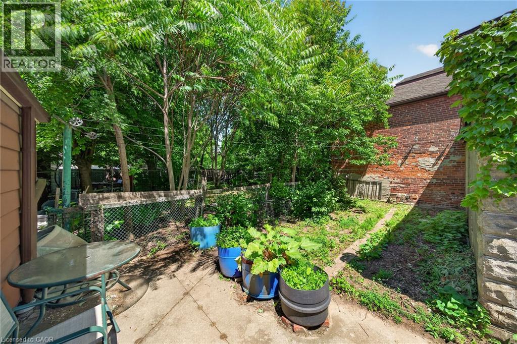 16 MULBERRY Street - Image 46