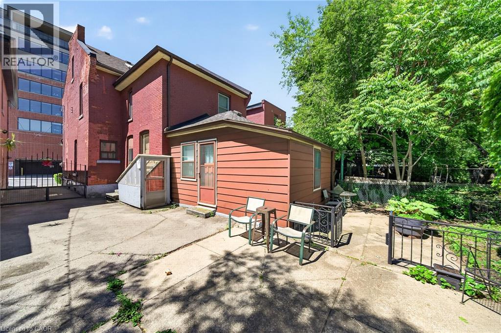 16 MULBERRY Street - Image 47