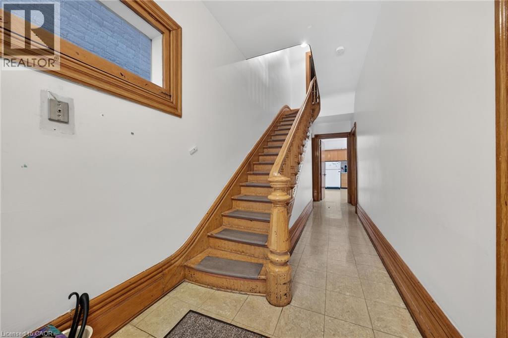 16 MULBERRY Street - 17