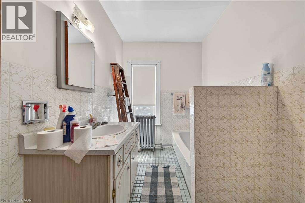16 MULBERRY Street - Image 22