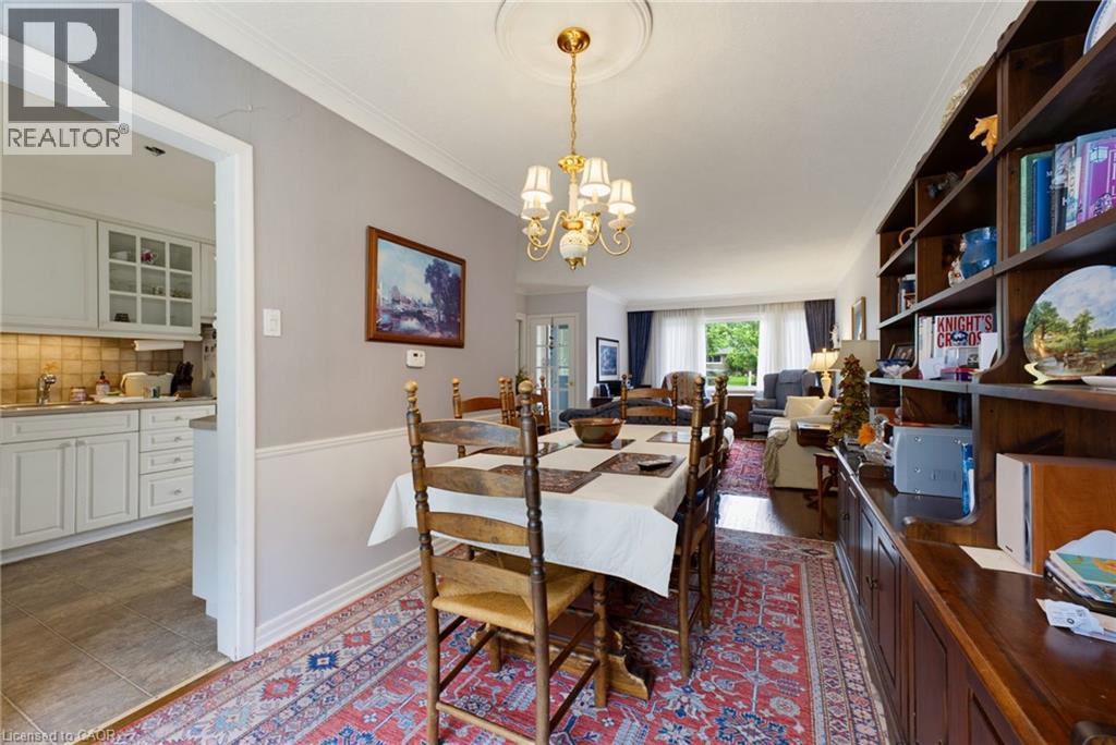 320 RIVER SIDE Drive - 11