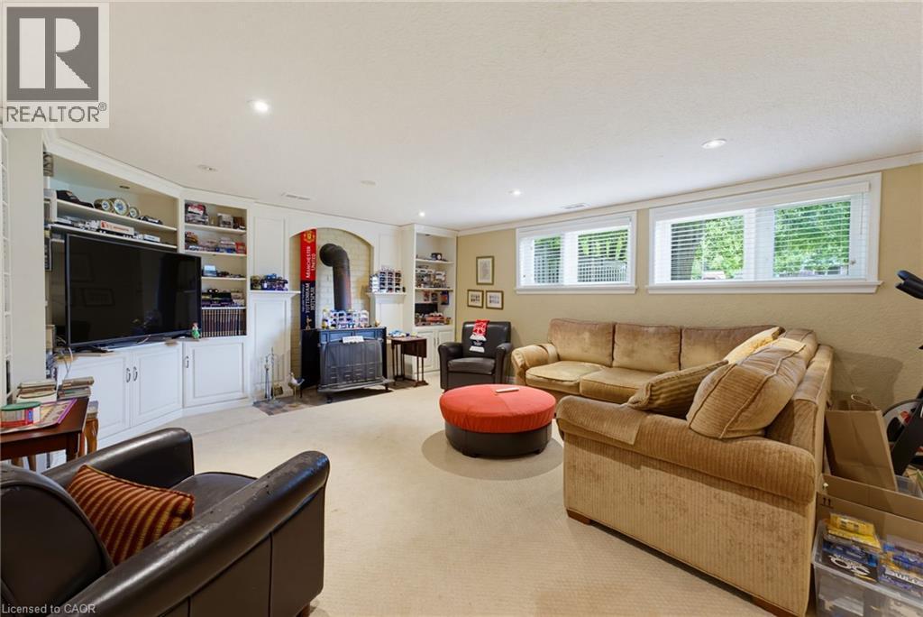 320 RIVER SIDE Drive - 24