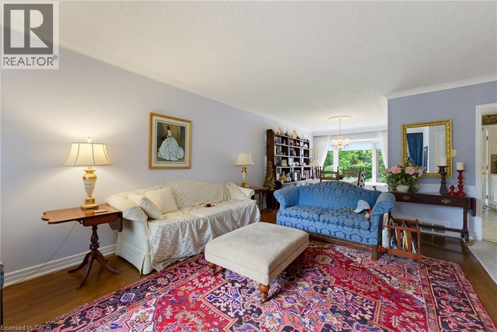 320 RIVER SIDE Drive - 9