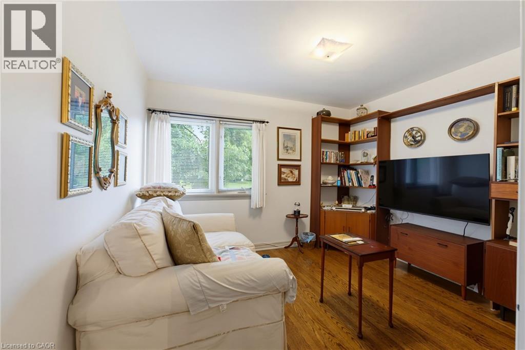 320 RIVER SIDE Drive - 19
