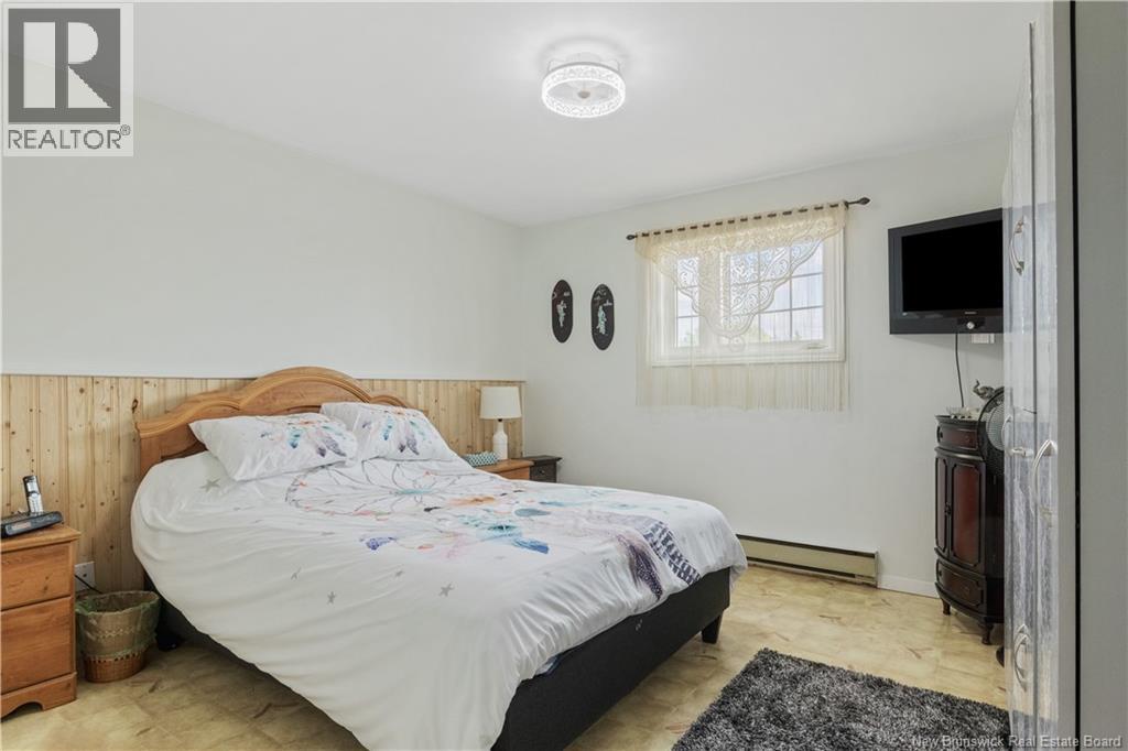 796 Royal - Image 12