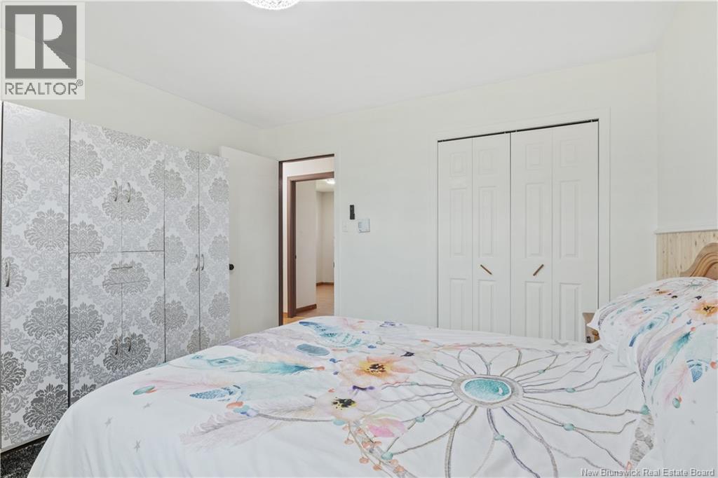 796 Royal - Image 13