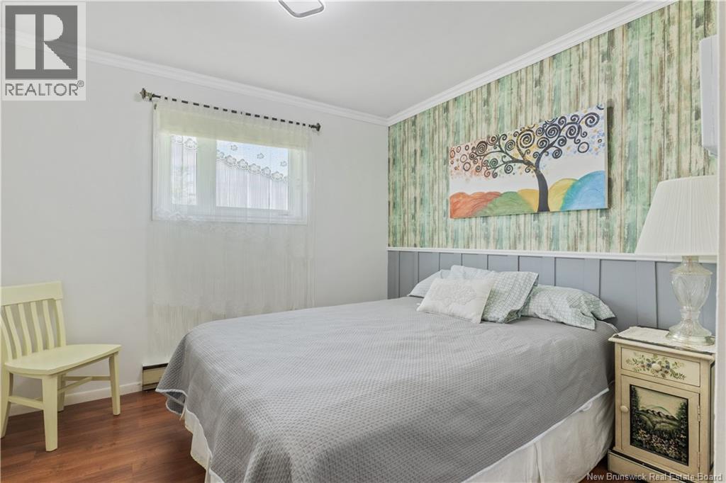 796 Royal - Image 14