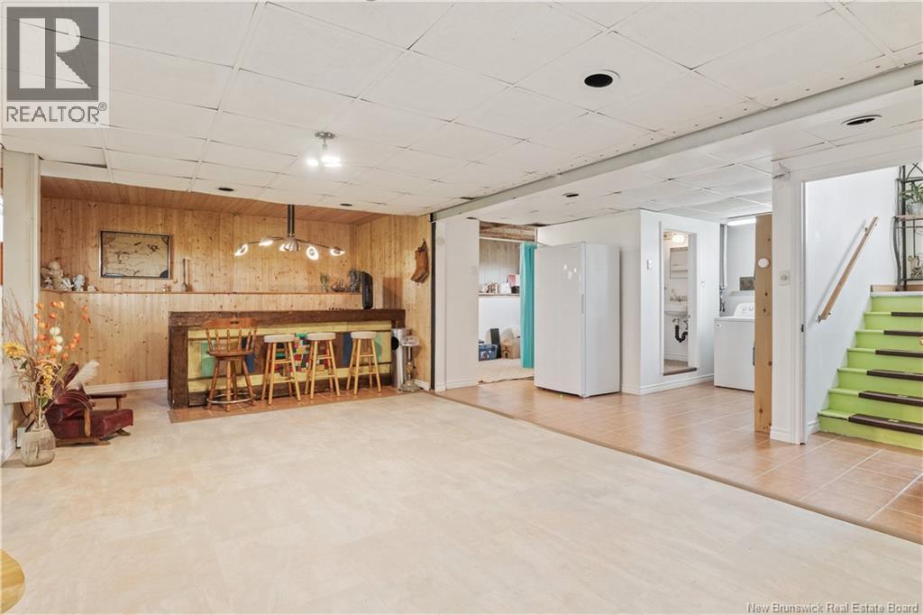 796 Royal - Image 19