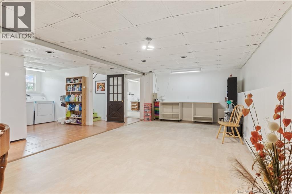 796 Royal - Image 20