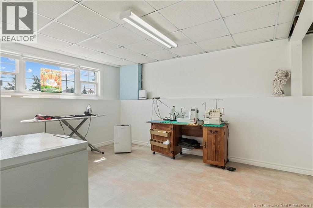 796 Royal - Image 23