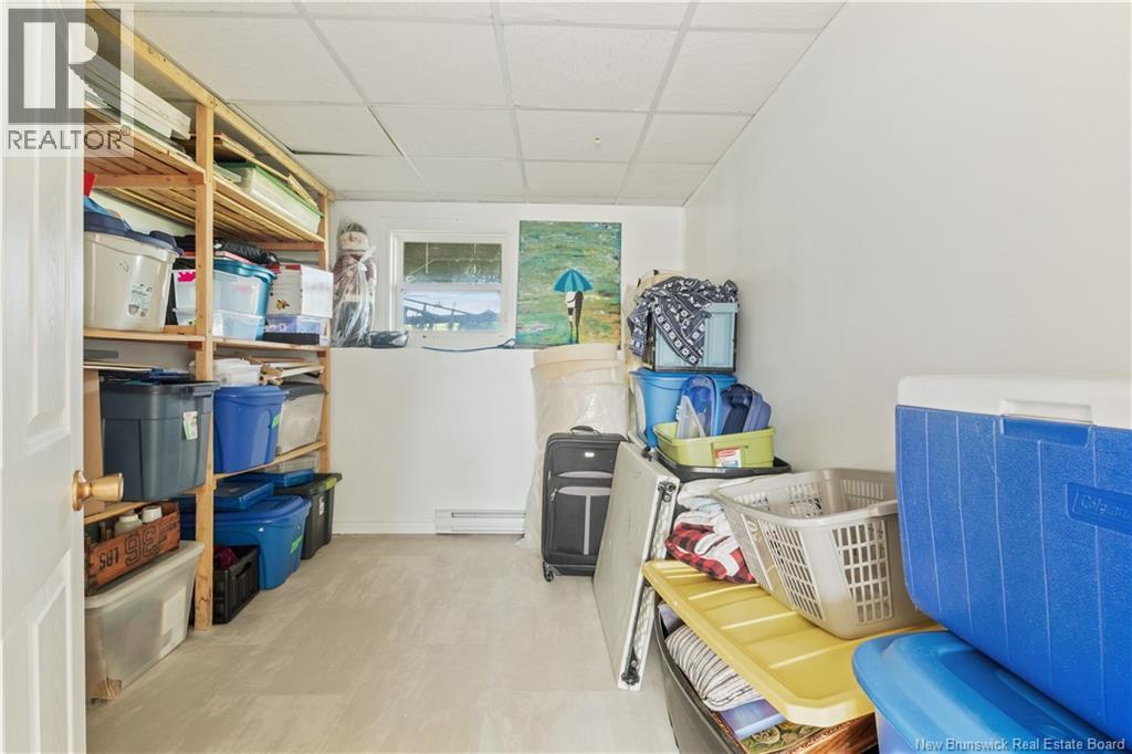 796 Royal - Image 24