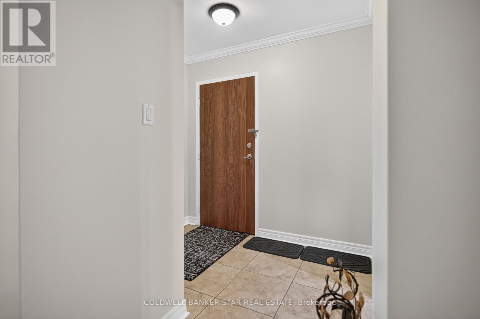 #106 91 SPRUCE STREET W - 6